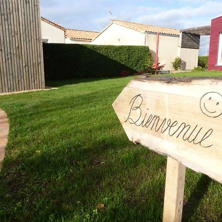 La Cabane Du Bonheur เลแซร์บิเย ภายนอก รูปภาพ