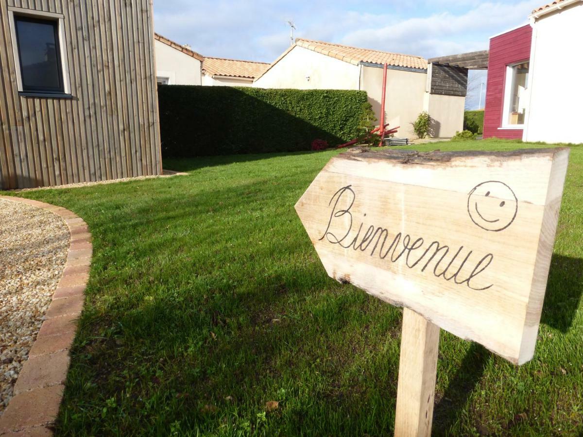 La Cabane Du Bonheur เลแซร์บิเย ภายนอก รูปภาพ
